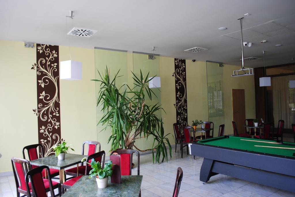 Hotel Claudius Szombathely Exteriér fotografie